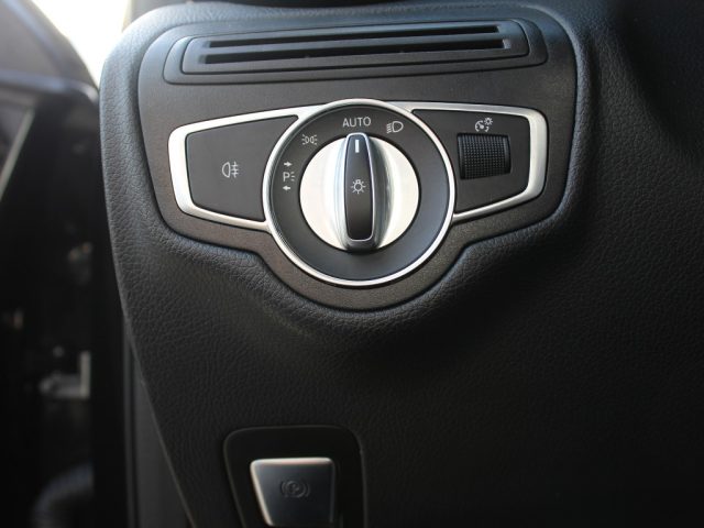 MERCEDES-BENZ GLC 220 usata, con Bluetooth