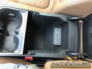 JAGUAR E-Pace usata, con Volante in pelle