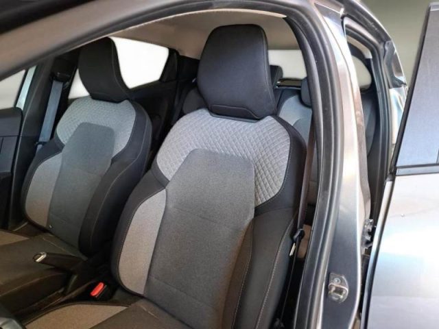 RENAULT Clio usata, con Controllo trazione