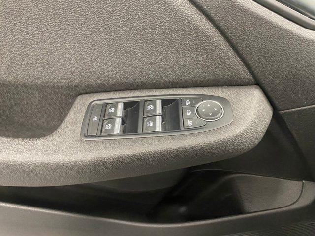 RENAULT Clio usata, con Controllo elettronico della corsia