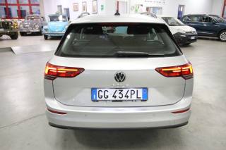 VOLKSWAGEN Golf Variant usata, con Autoradio