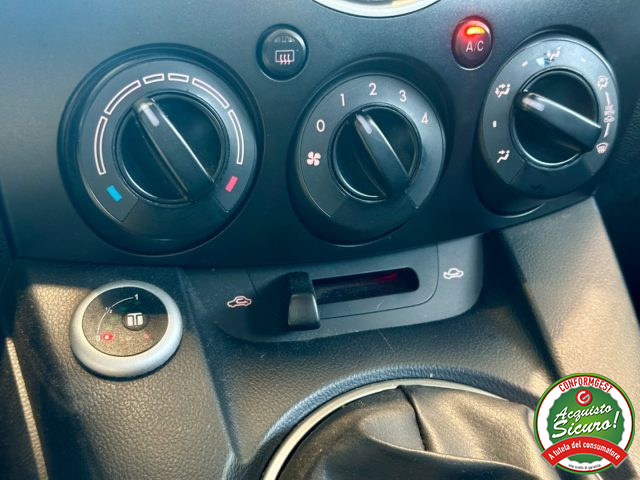 MAZDA 2 usata, con ESP
