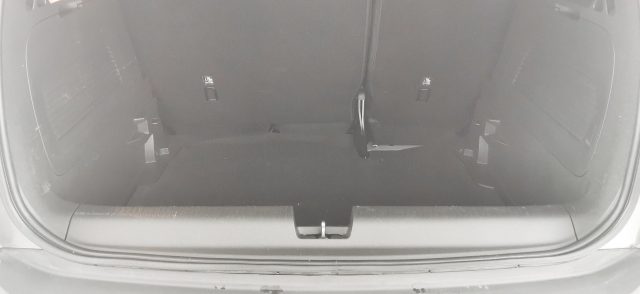 OPEL Crossland usata, con Sedile posteriore sdoppiato