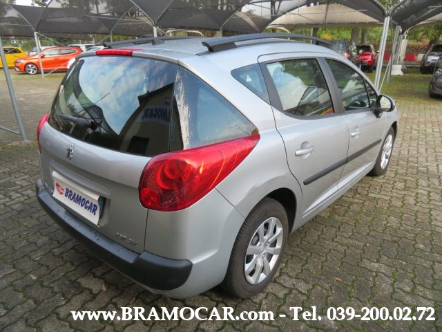 PEUGEOT 207 usata, con Autoradio