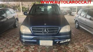 MERCEDES-BENZ ML 270 usata, con Airbag