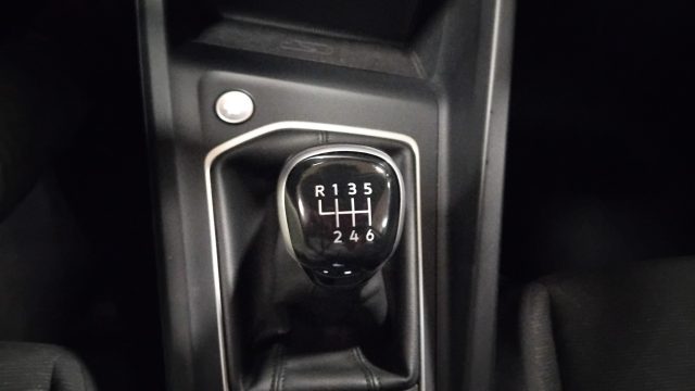 VOLKSWAGEN Golf usata 29