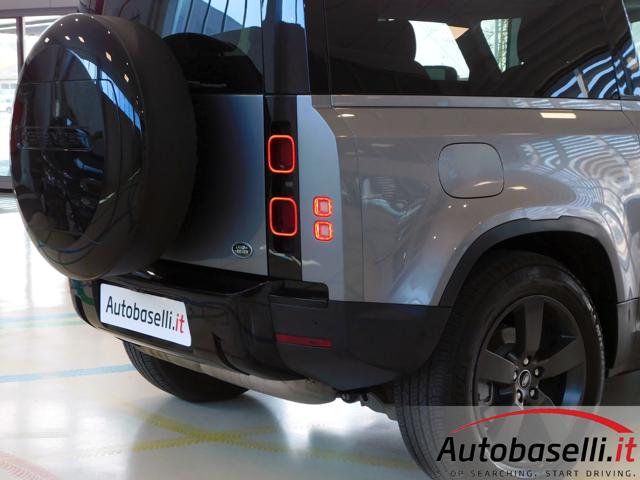 LAND ROVER Defender usata, con Bluetooth