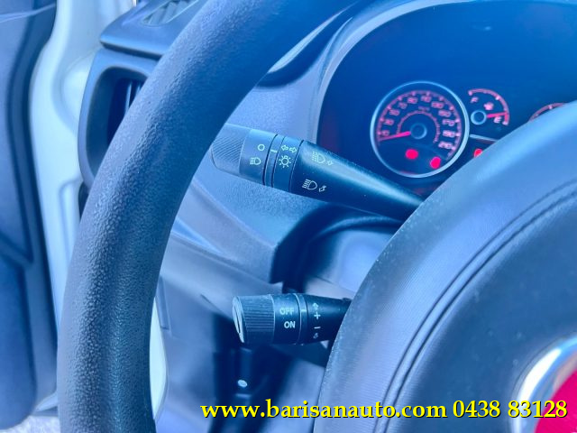 FIAT Doblo usata, con USB