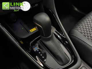 TOYOTA Yaris usata, con Bracciolo