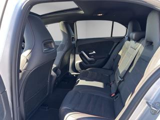 MERCEDES-BENZ A 180 usata, con Fendinebbia