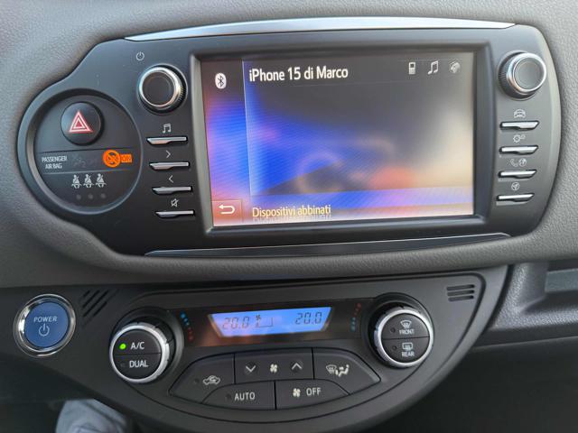 TOYOTA Yaris usata, con Telecamera per parcheggio assistito