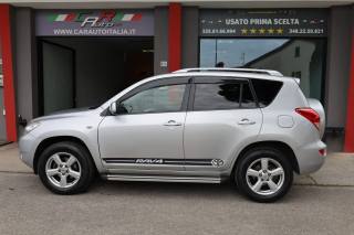TOYOTA RAV 4 usata, con Airbag