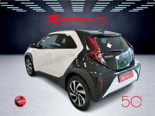 TOYOTA Aygo X usata 9