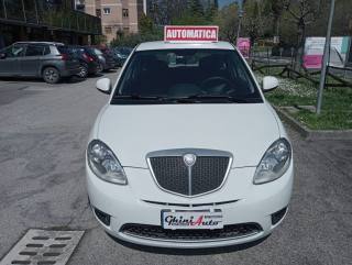 LANCIA Ypsilon usata, con Autoradio
