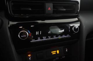 TOYOTA Yaris Cross usata 11