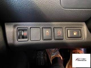 NISSAN Navara usata, con Specchietti laterali elettrici
