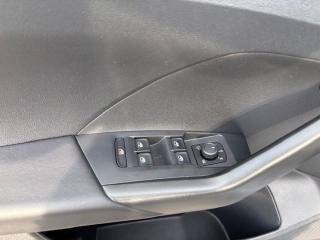 VOLKSWAGEN T-Cross usata, con Autoradio digitale