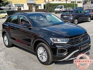 VOLKSWAGEN T-Roc usata, con Autoradio digitale