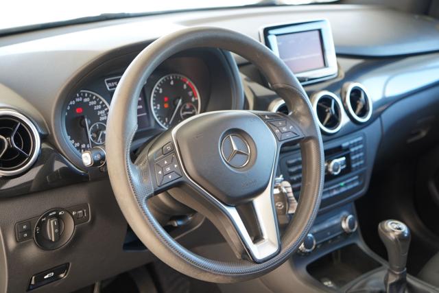 MERCEDES-BENZ B 180 usata, con Servosterzo