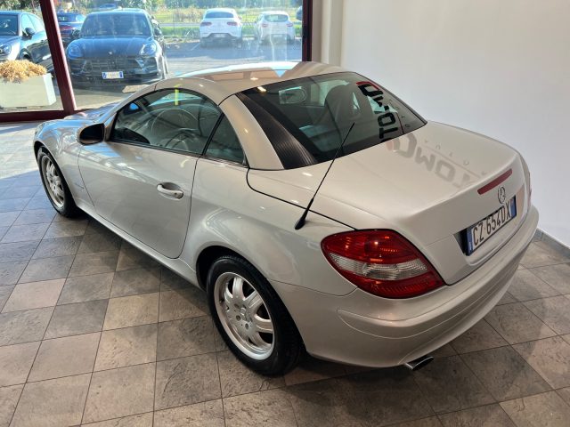 MERCEDES-BENZ SLK 200 usata, con Sedili sportivi