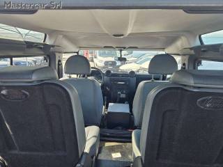LAND ROVER Defender usata 11