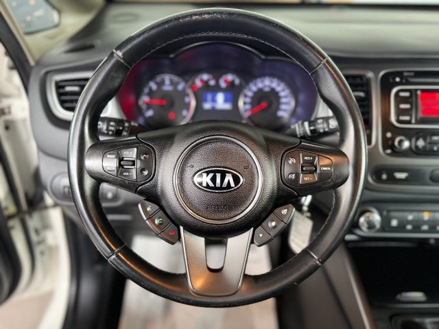 KIA Carens usata, con Sensori di parcheggio posteriori