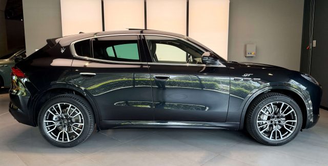MASERATI Grecale usata, con Autoradio
