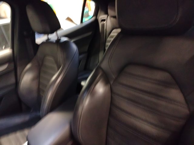 ALFA ROMEO Stelvio usata, con Regolazione elettrica sedili