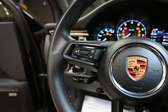 PORSCHE Macan usata 51