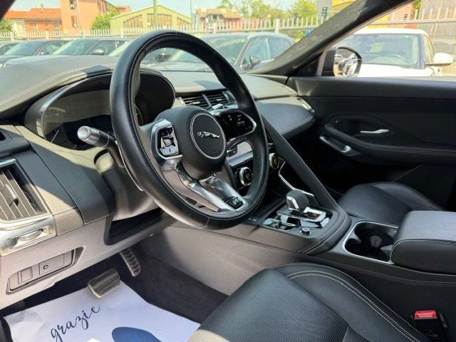 JAGUAR E-Pace usata, con Boardcomputer
