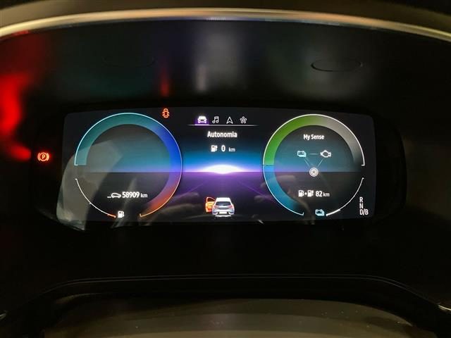 RENAULT Captur usata, con Bracciolo