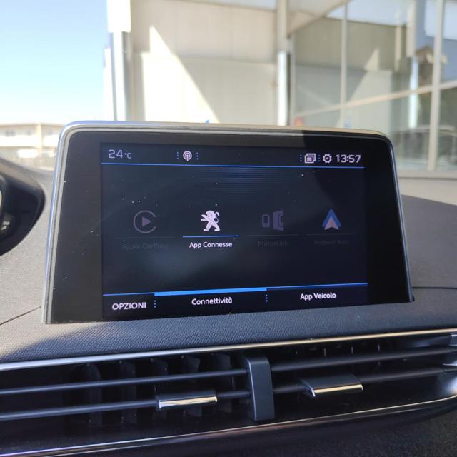 PEUGEOT 3008 usata, con Bracciolo