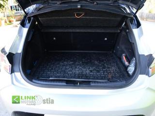TOYOTA Corolla usata, con Telecamera per parcheggio assistito