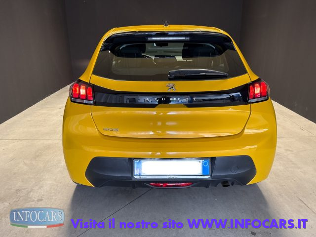 PEUGEOT 208 usata, con Autoradio digitale
