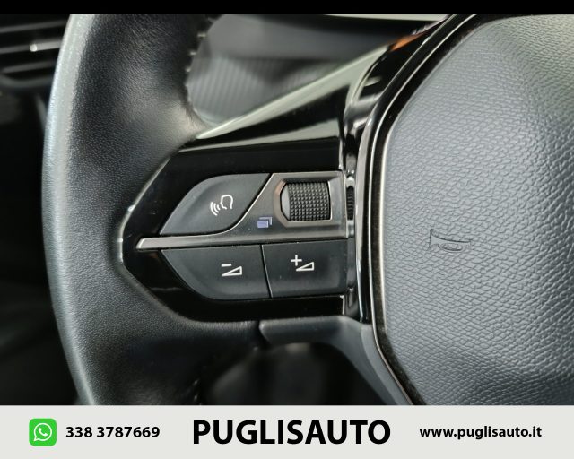 PEUGEOT 2008 usata, con Sedile posteriore sdoppiato