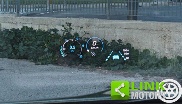 MERCEDES-BENZ CLA 180 usata, con USB