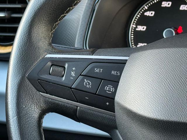 SEAT Arona usata, con Sedile posteriore sdoppiato