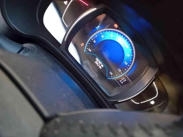 MERCEDES-BENZ E 220 usata, con Airbag laterali