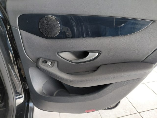 MERCEDES-BENZ GLC 300 usata, con Trazione integrale