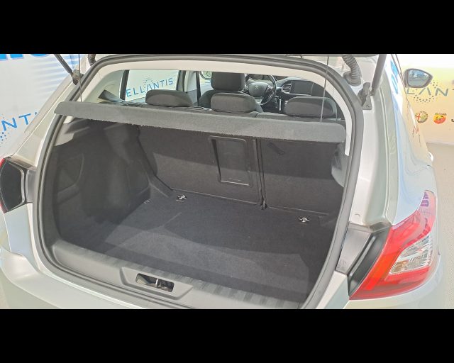 PEUGEOT 308 usata, con Isofix