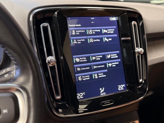 VOLVO XC40 usata, con Interni in pelle
