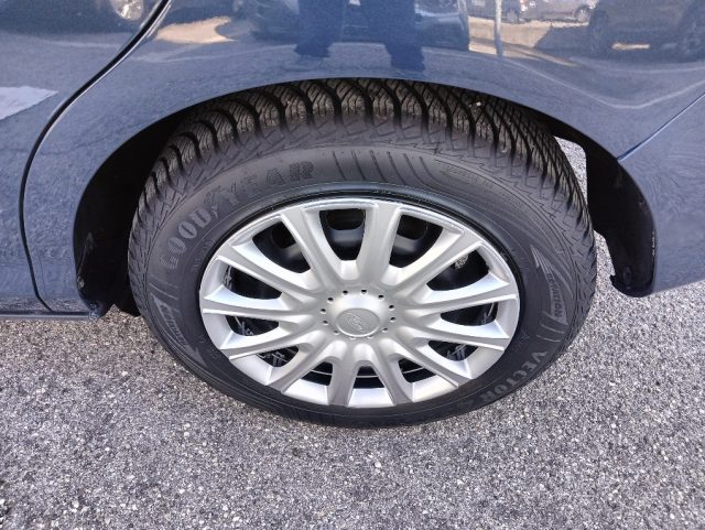 FORD B-Max usata, con Chiusura centralizzata telecomandata