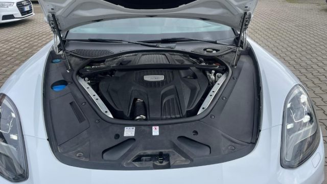 PORSCHE Panamera usata 31