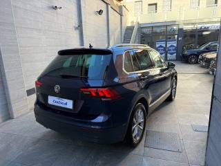 VOLKSWAGEN Tiguan usata, con Autoradio