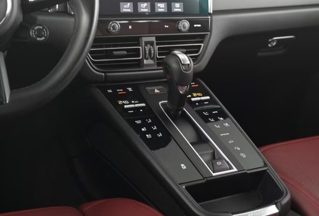 PORSCHE Macan usata, con Cruise Control