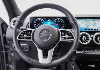 MERCEDES-BENZ GLB 200 usata, con Volante in pelle