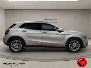 MERCEDES-BENZ GLA 180 usata, con Autoradio