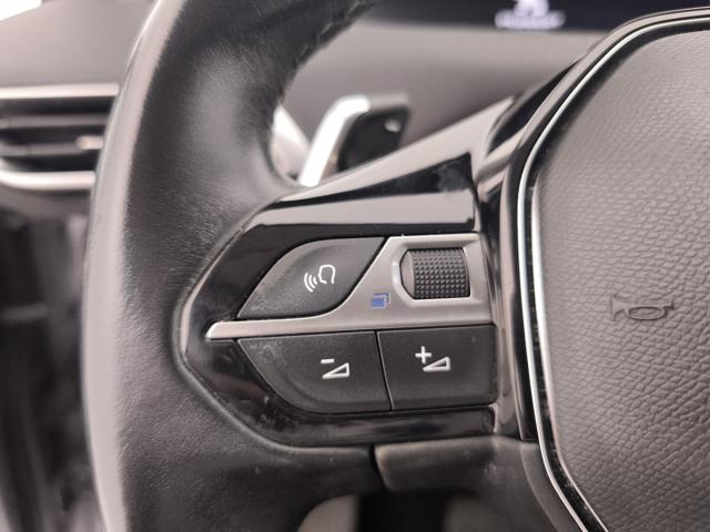 PEUGEOT 3008 usata, con Sistema di navigazione