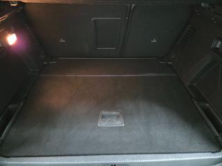 PEUGEOT 3008 usata, con Airbag