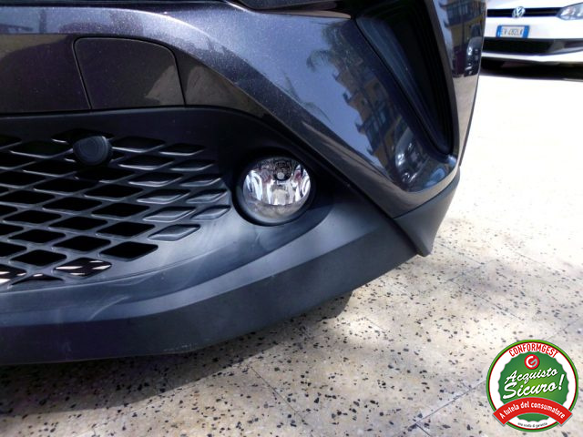 TOYOTA C-HR usata, con Bluetooth
